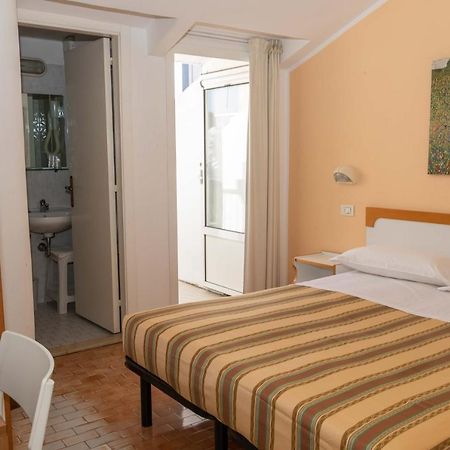 Hotel Alfa Tao Riccione Eksteriør billede
