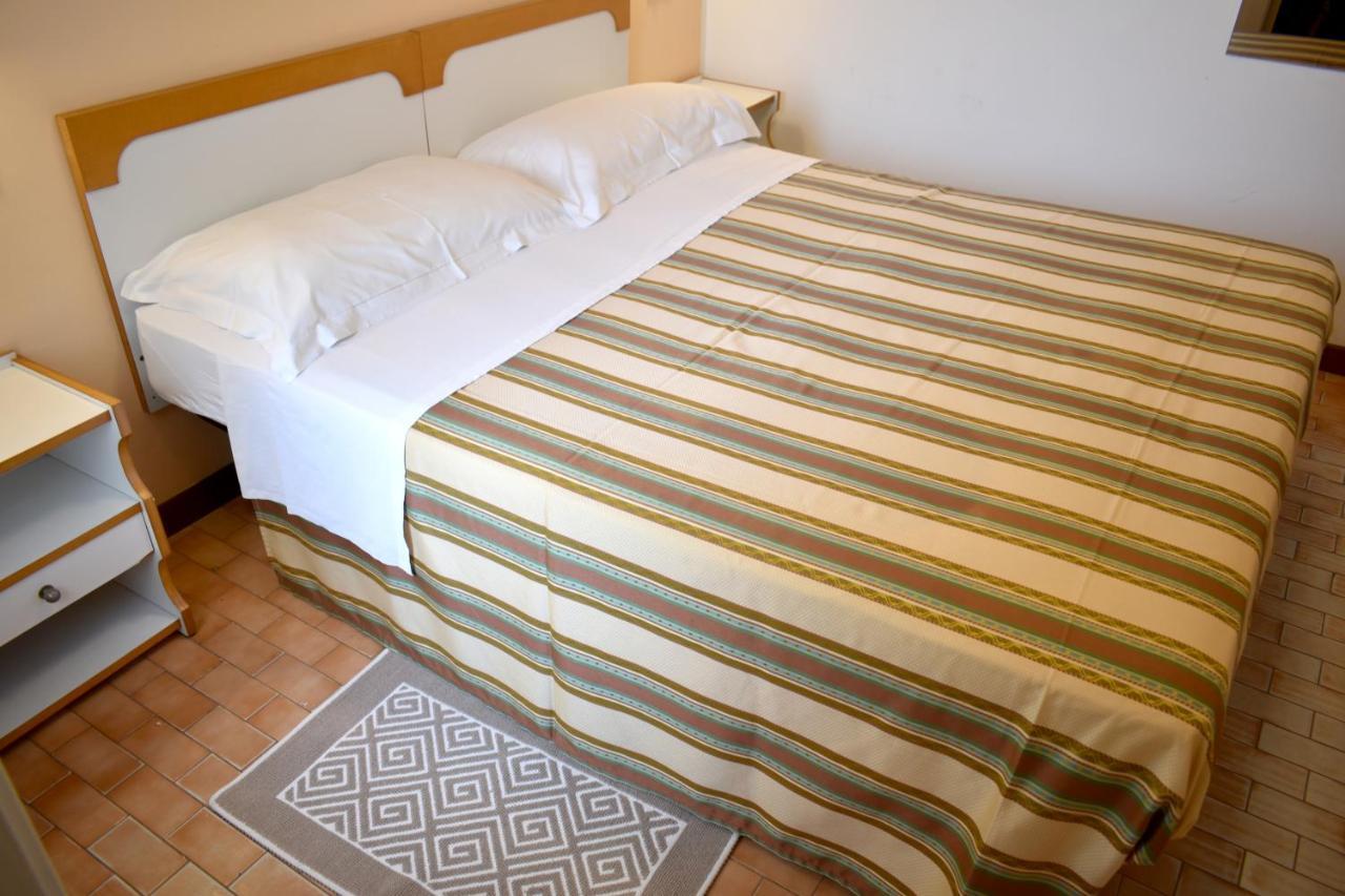 Hotel Alfa Tao Riccione Eksteriør billede