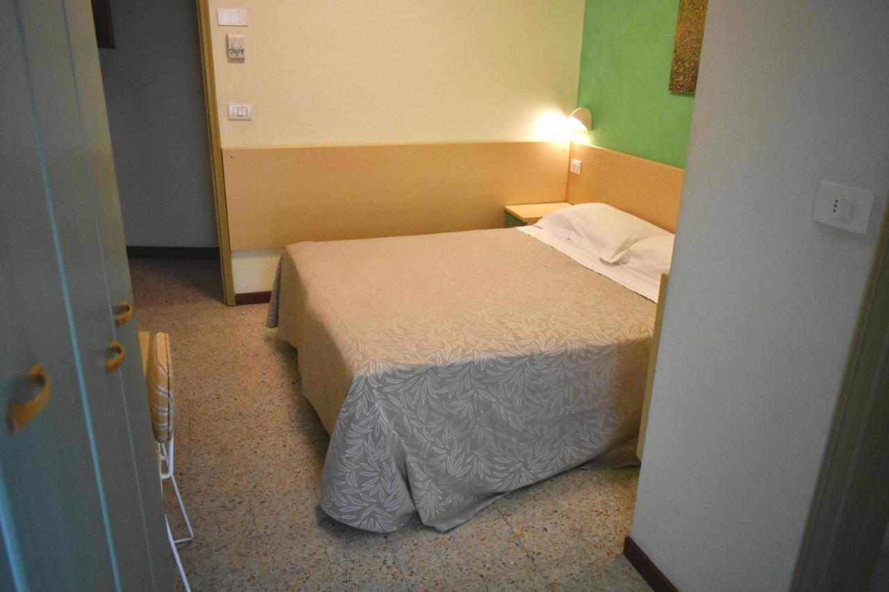 Hotel Alfa Tao Riccione Eksteriør billede