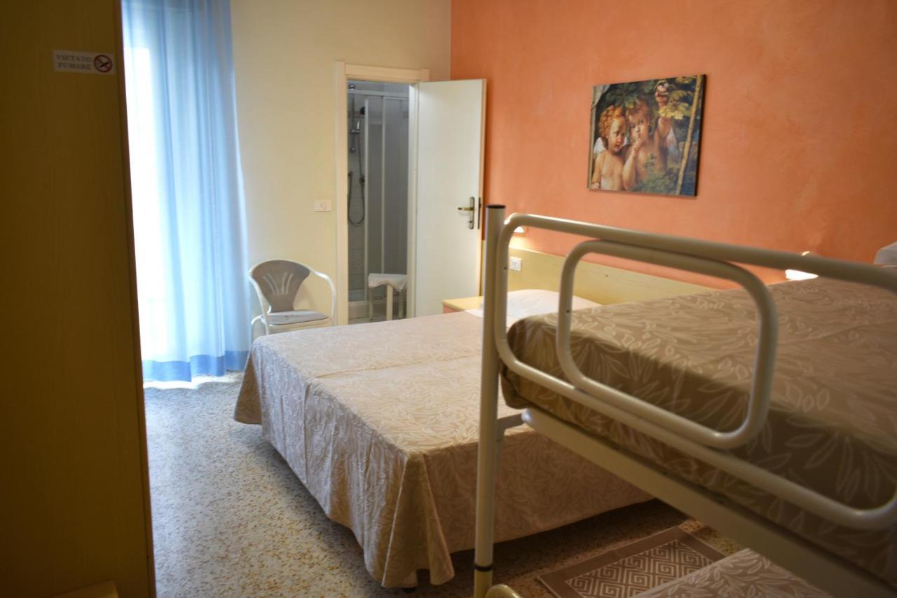 Hotel Alfa Tao Riccione Eksteriør billede
