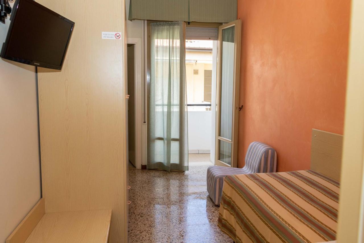Hotel Alfa Tao Riccione Eksteriør billede