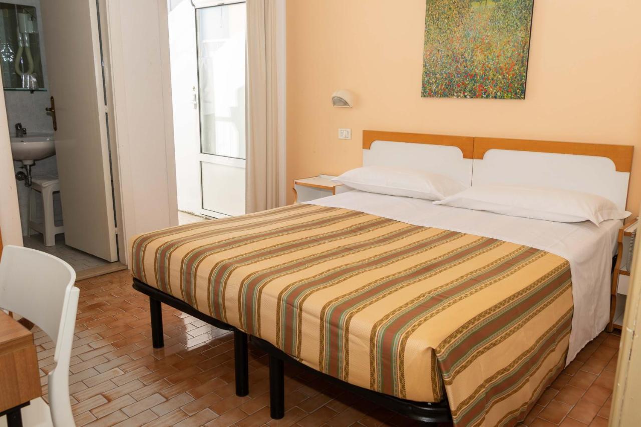 Hotel Alfa Tao Riccione Eksteriør billede