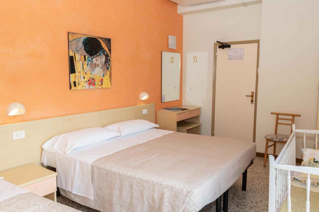 Hotel Alfa Tao Riccione Eksteriør billede